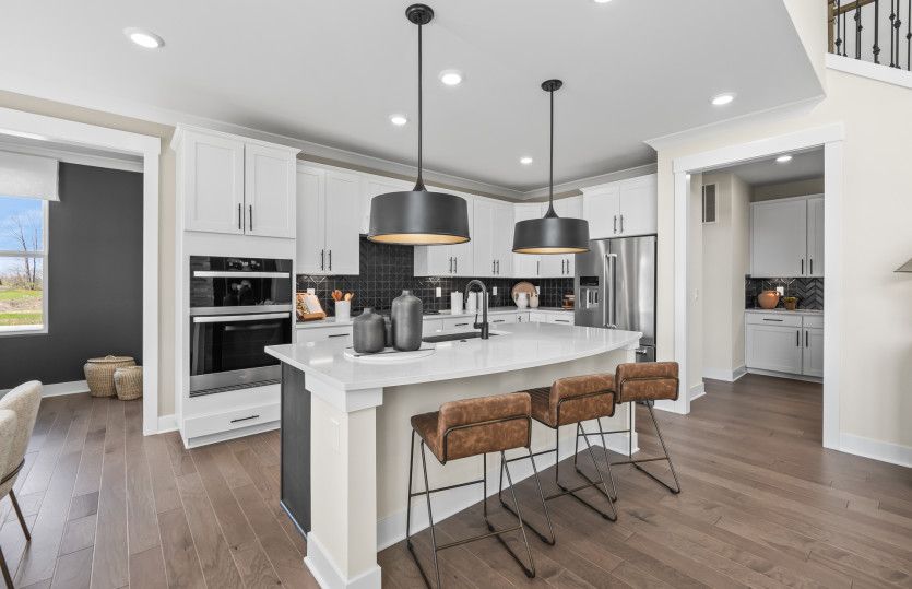Large Island Perfect for Entertaining