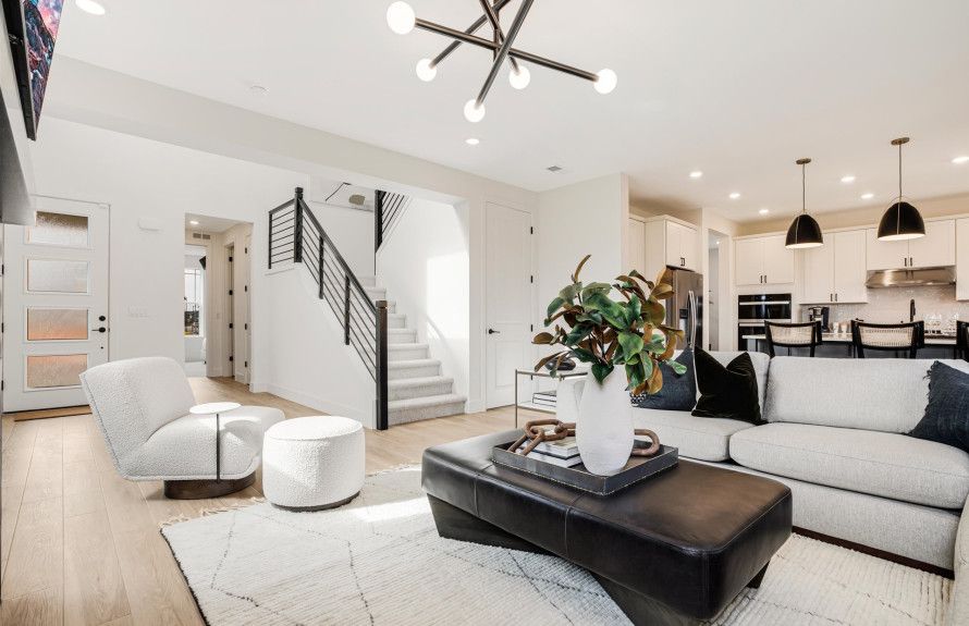Frog Pond Lynwood Model Home