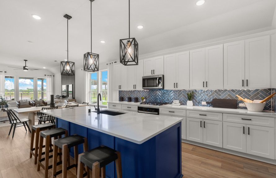 Spacious Island Kitchen