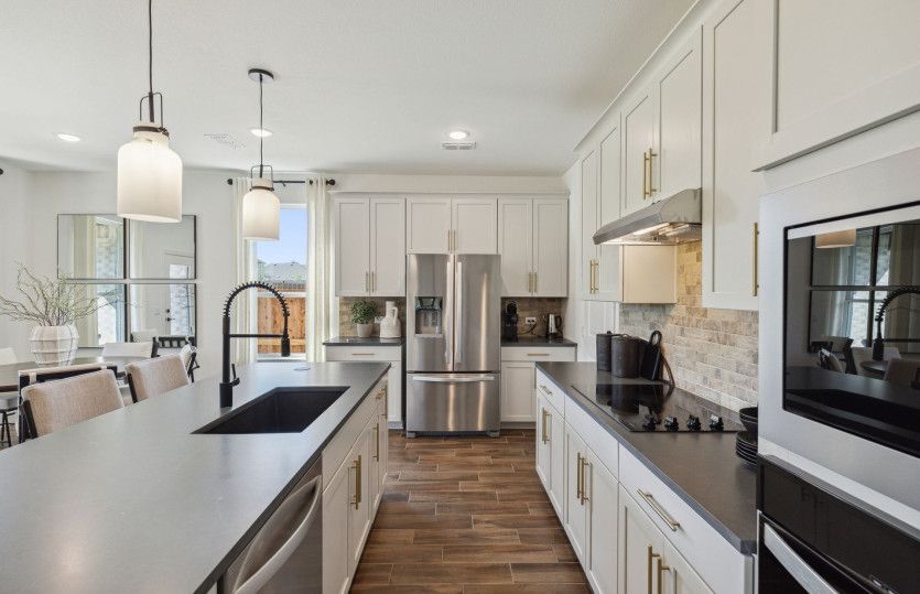 Abundant Cabinet Space