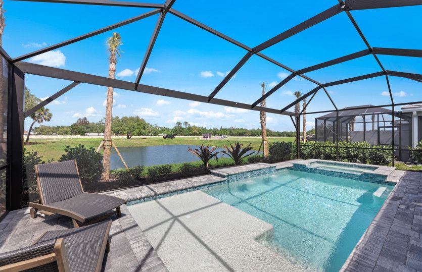 Custom pool options for your new home