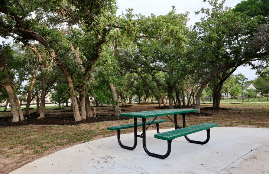 Neighborhood Picnic Tables