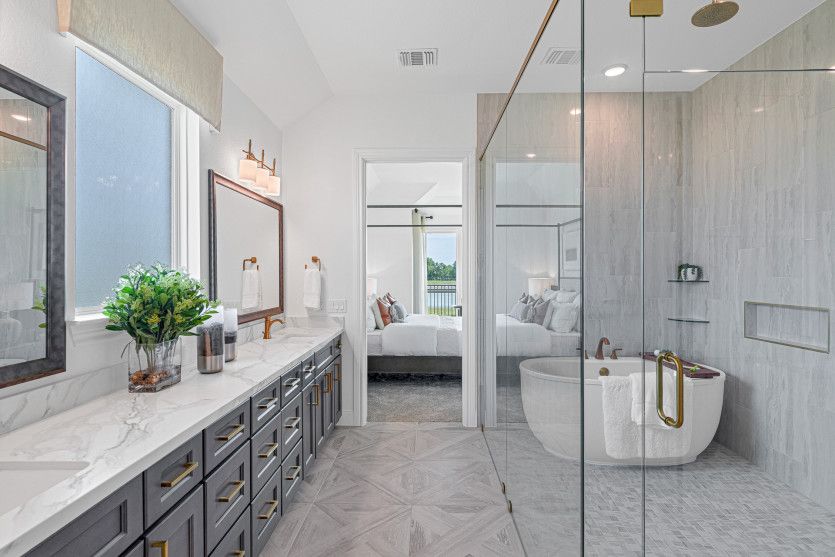 Owners Bath