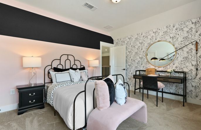 Secondary bedroom