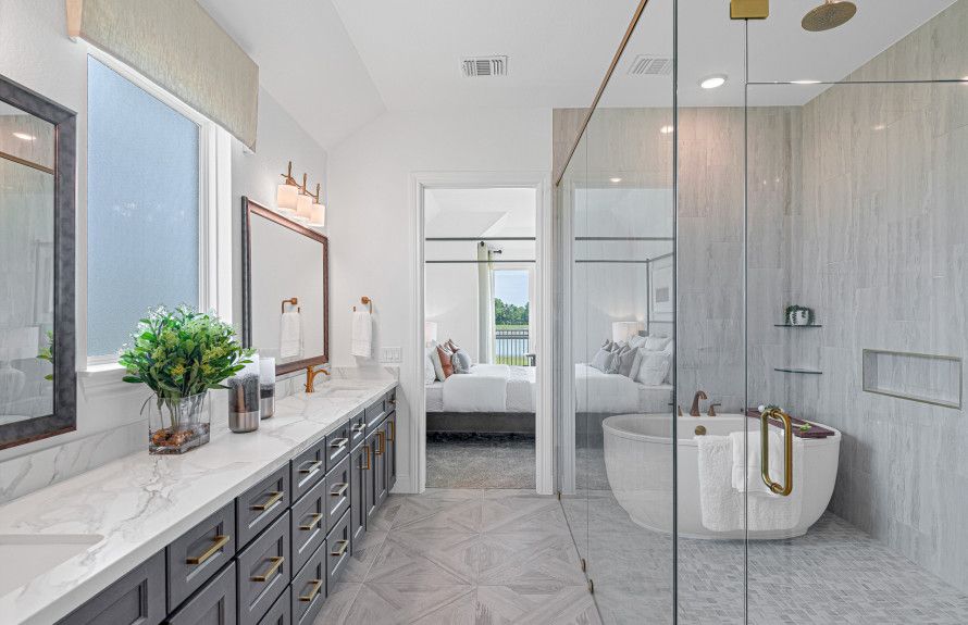 Owner's spa shower