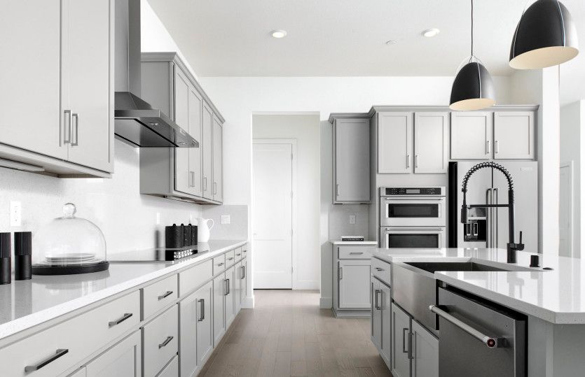 Kitchen with Large Island
