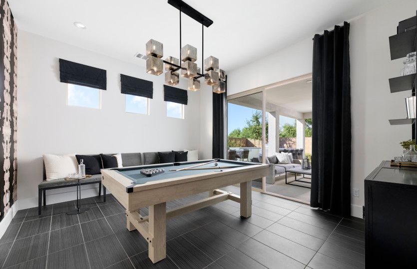 Newport Flex Room