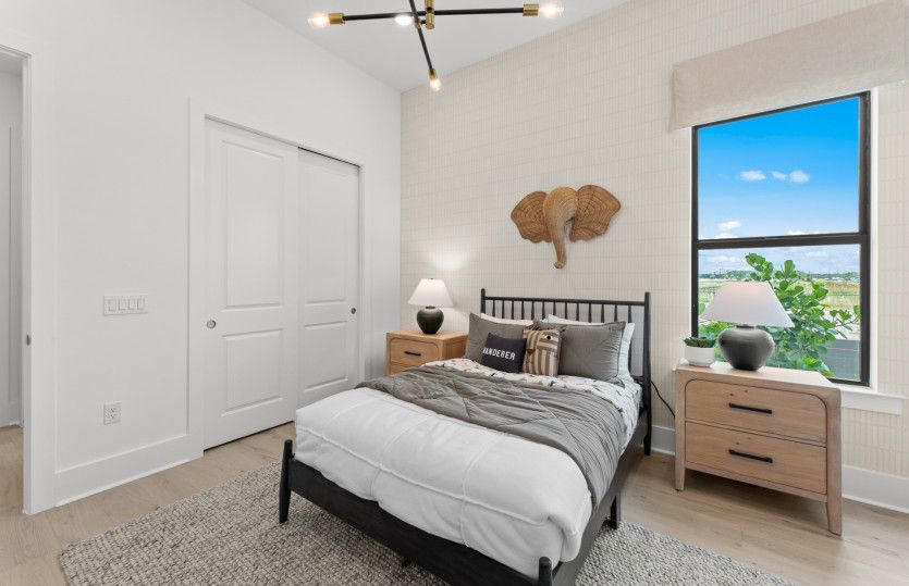 Secondary bedroom