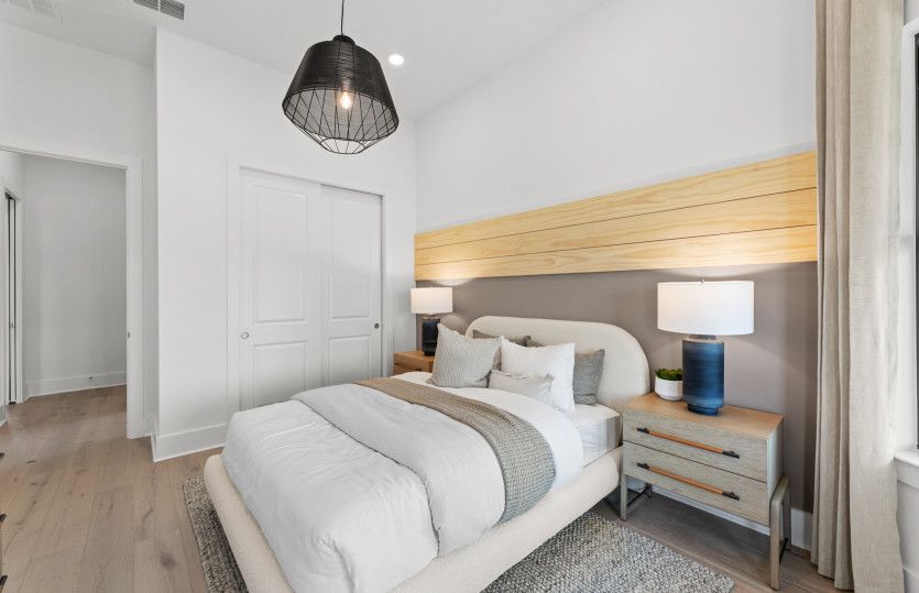 Secondary bedroom