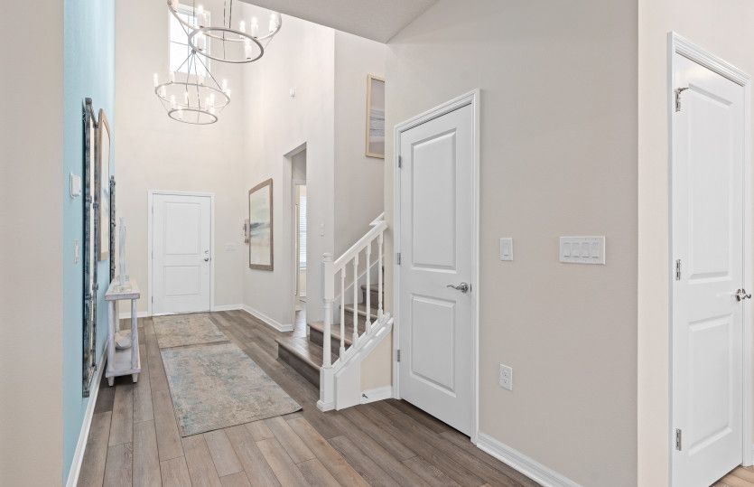Spacious Foyer