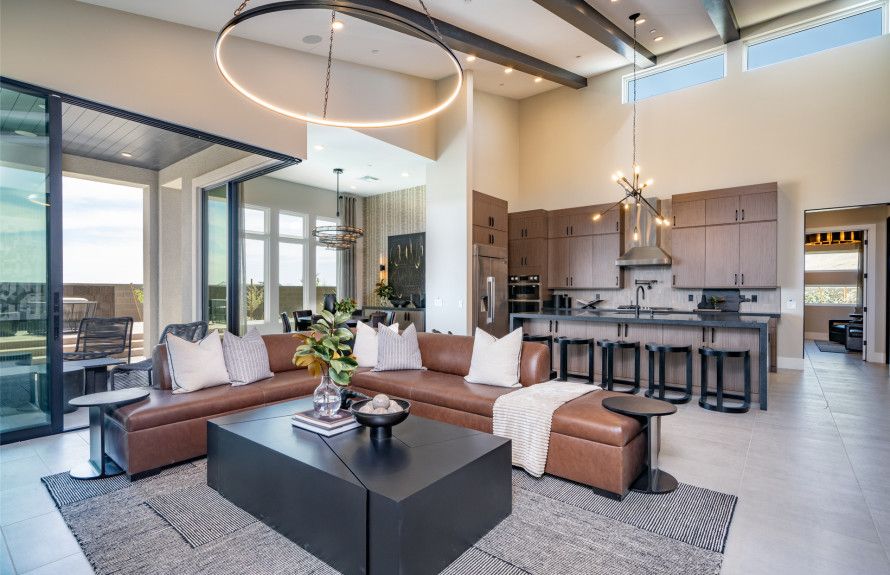 Cesena New Home - Gathering Room