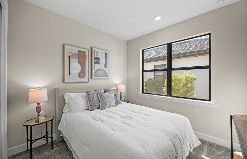 Secondary bedroom