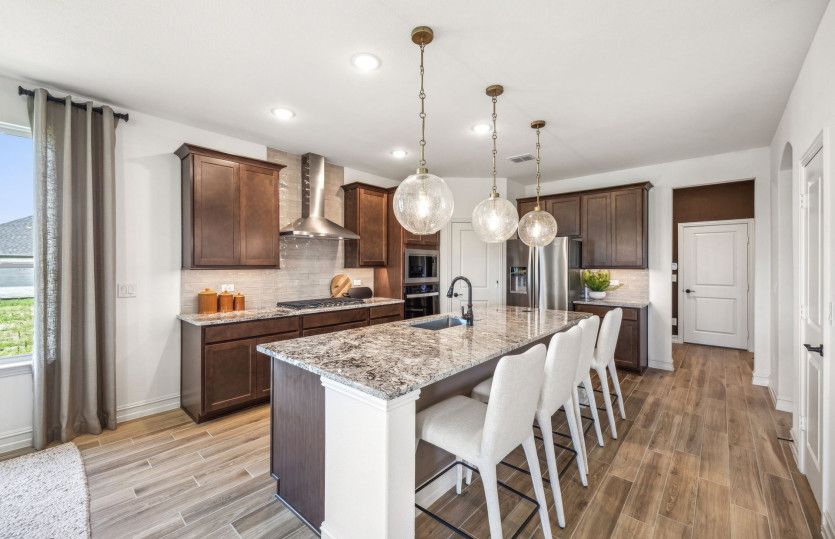 Spacious Kitchen