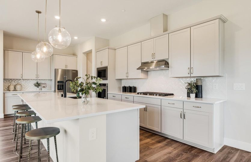 Large Kitchen with Island