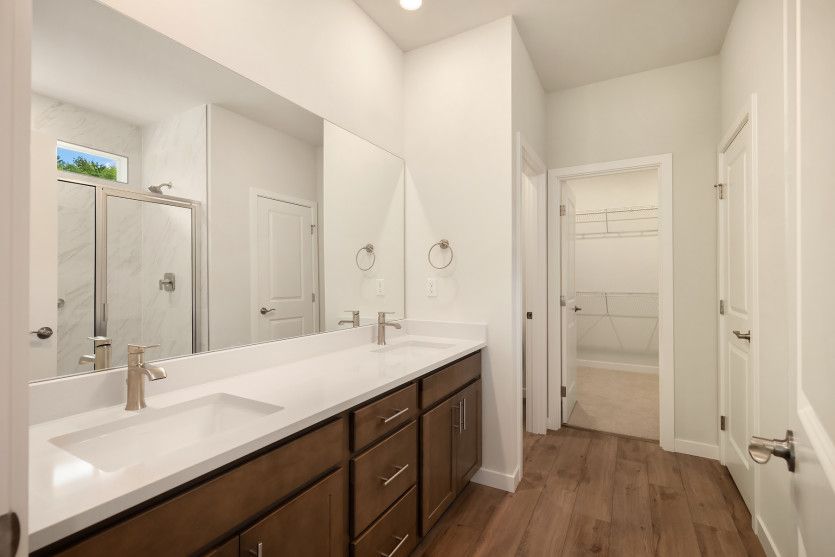2-3 Baths