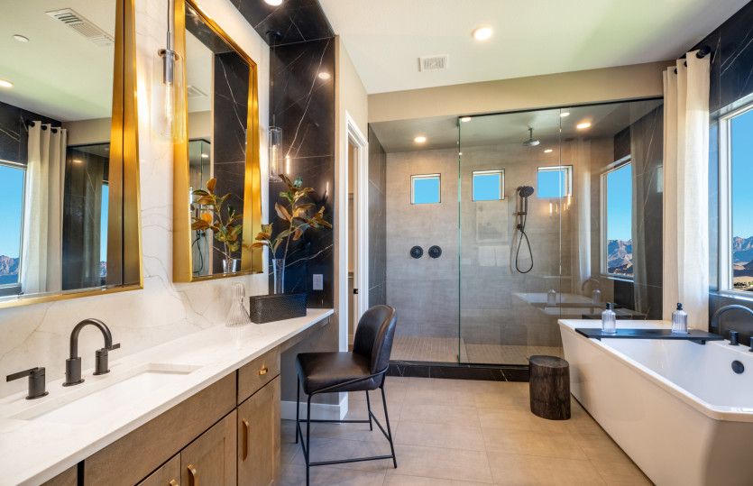 Pesaro Owner's Bathroom