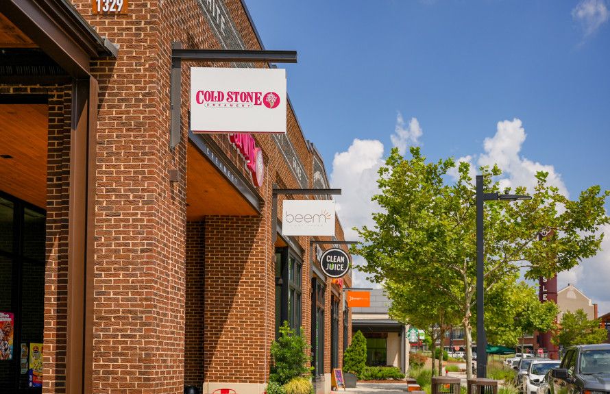 Nearby Dining and Shopping