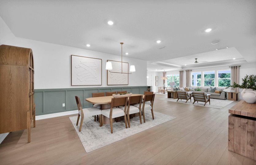 Easley | Dining Area