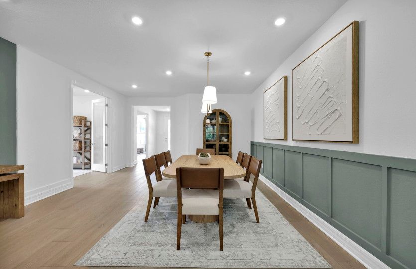 Easley | Dining Area