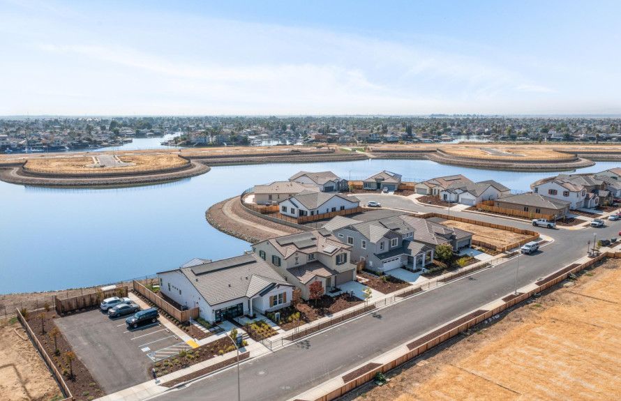 Waterfront homesites