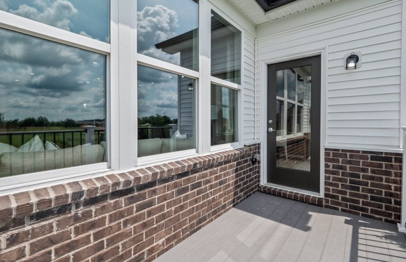 Soak Up the Sun in Your Outdoor Patio