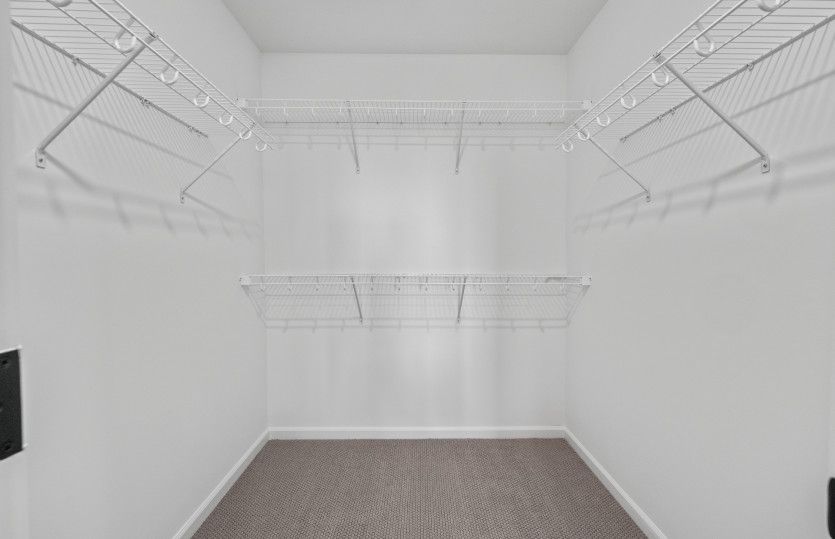 Oversized Owner's Closet