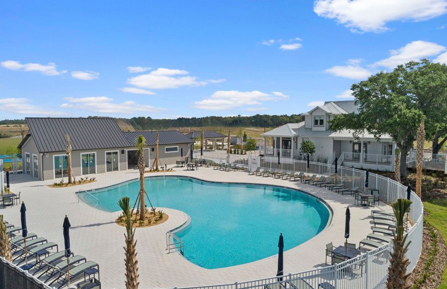 Bridgewalk Community Pool