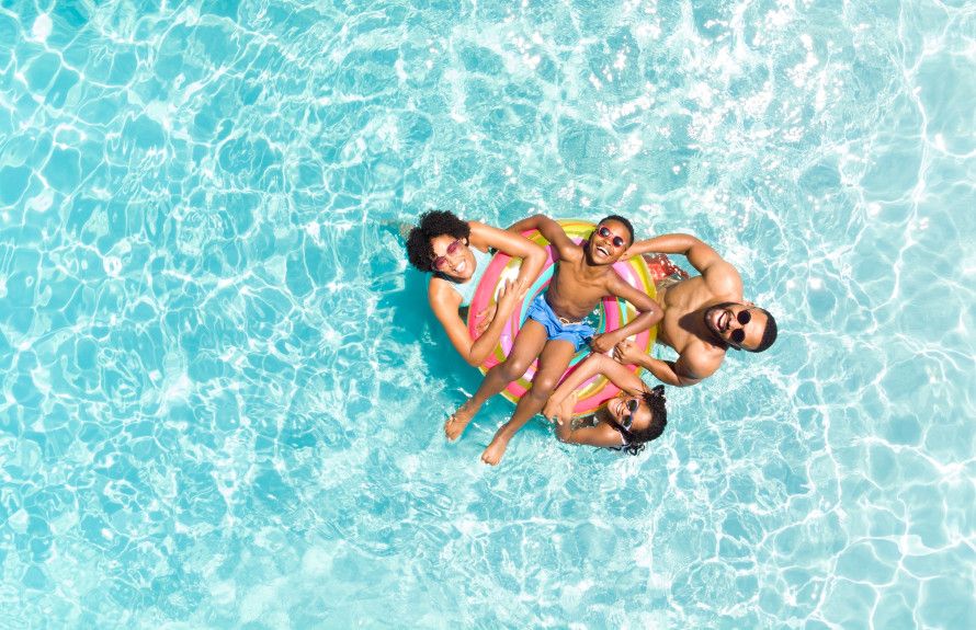 Onsite Pool & Clubhouse