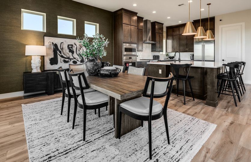 Quaint café off the kitchen is perfect for enjoying quick meals as a family.