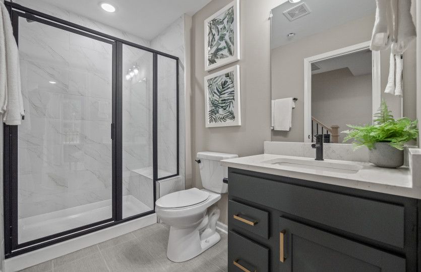 Main Floor Full Bath