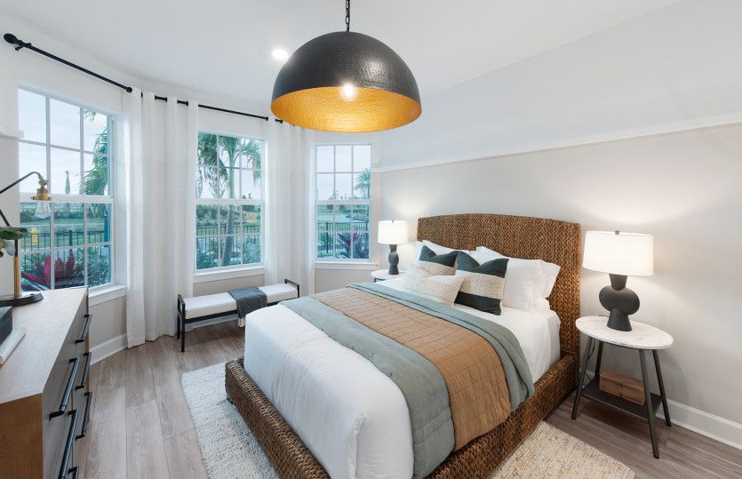 Bedroom 4 in lieu of golf cart garage