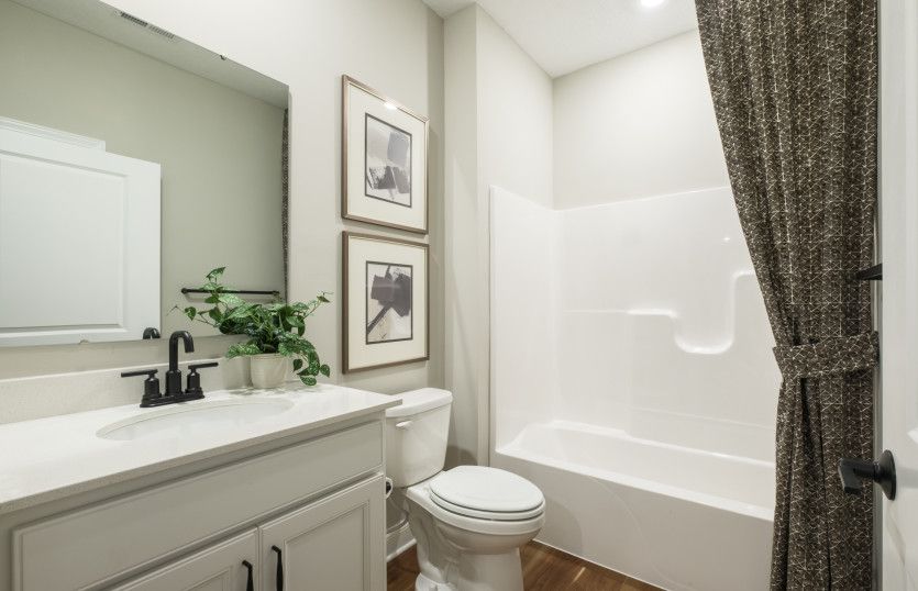 Guest or Kid's Bathroom