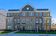 The Townes at Main Street por Pulte Homes en Detroit Michigan