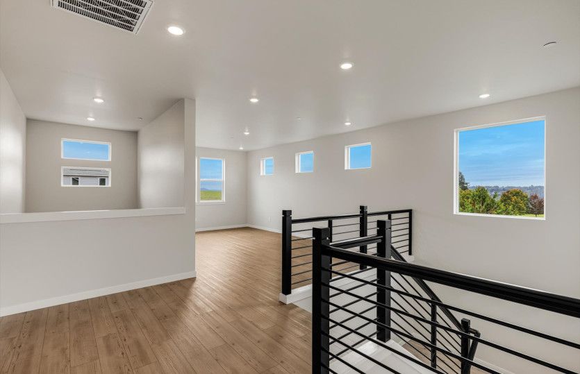 Bonus Upstairs Loft