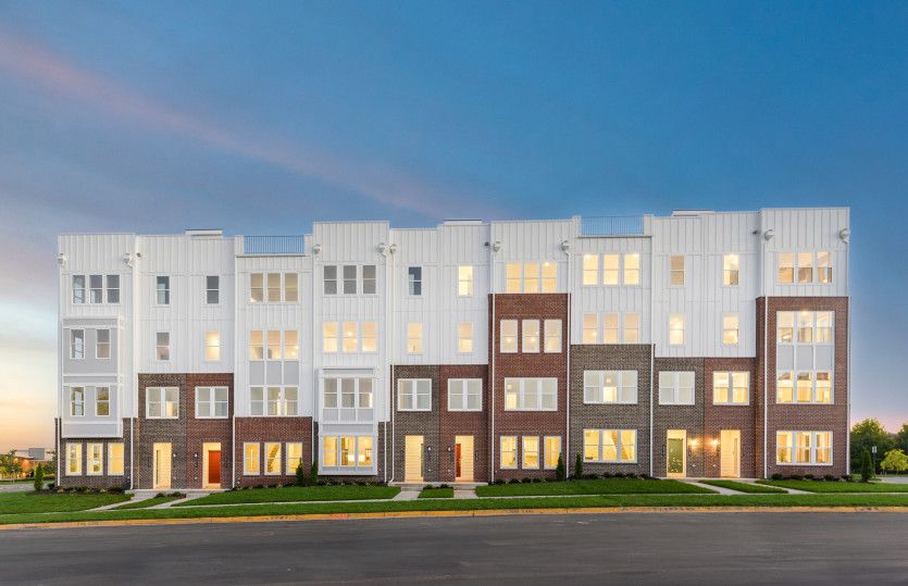 New 2-Level Condos in Ashburn