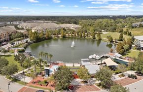 Oviedo Square - Oviedo, FL
