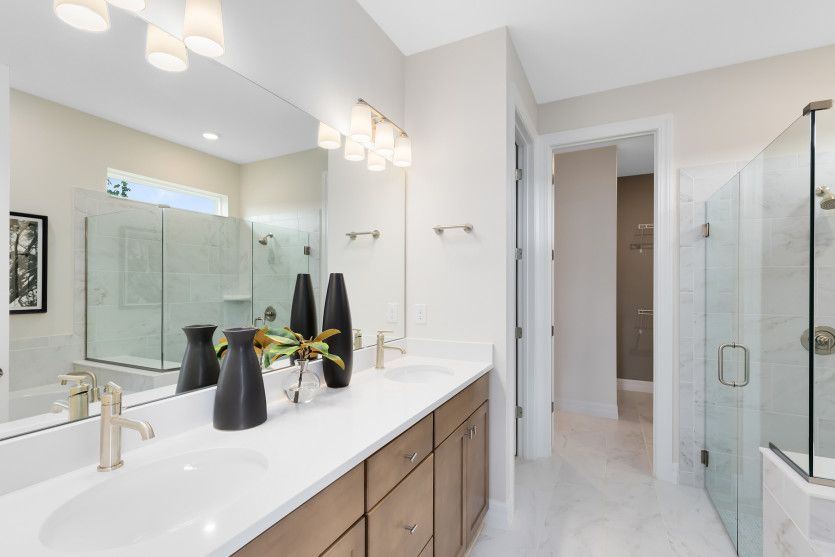 .Owner's Bath