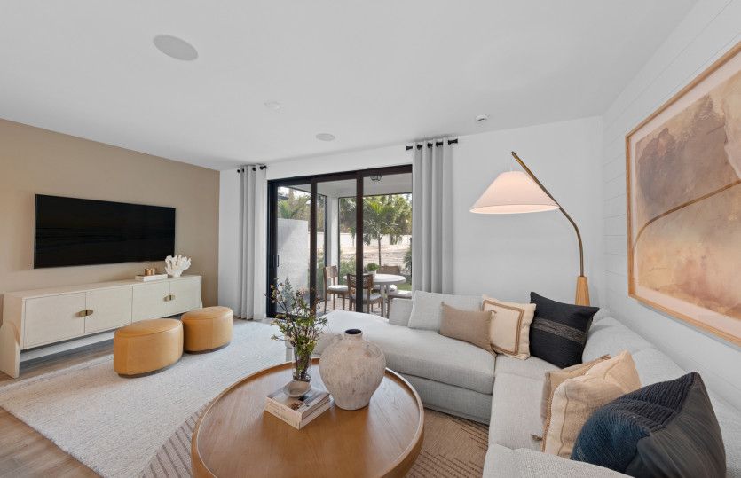 Gathering room with access to the lanai
