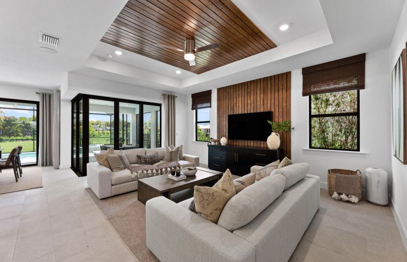 Discover new homes in Bonita Springs