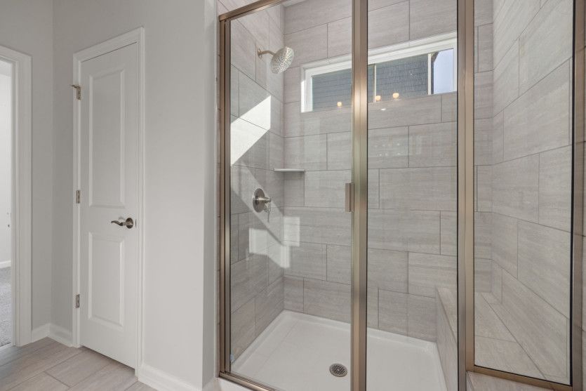 Step-in Shower