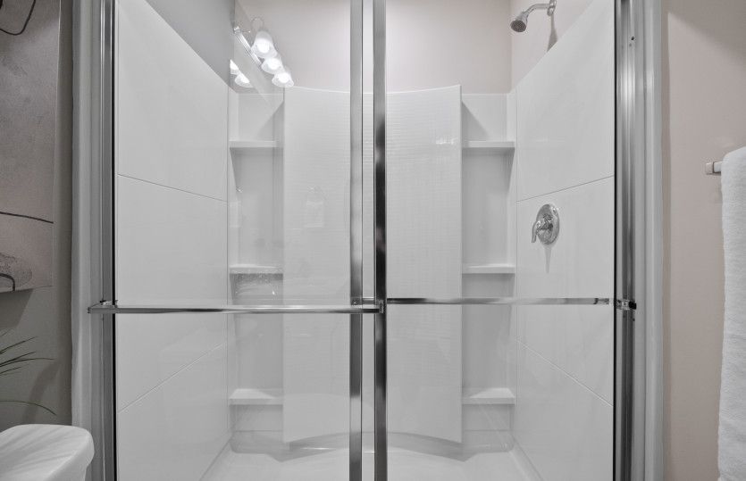 Main Floor Full Bath