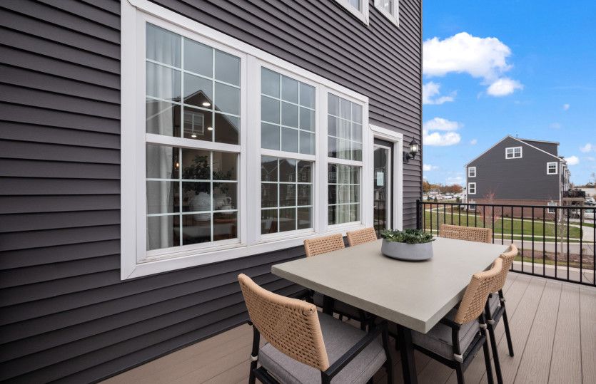 Spacious Outdoor Balcony
