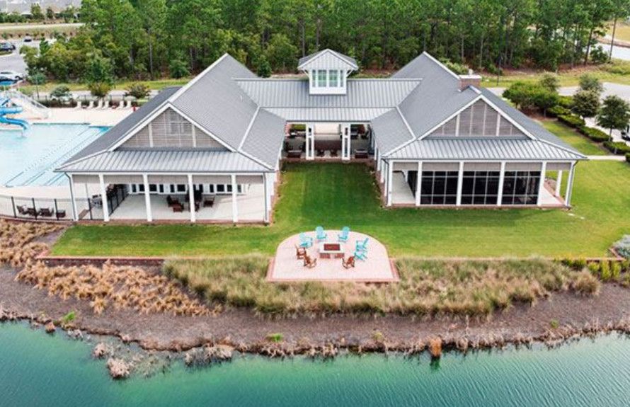 The Lakehouse Amenity Center