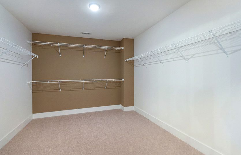 Valleybrook Owner's Closet