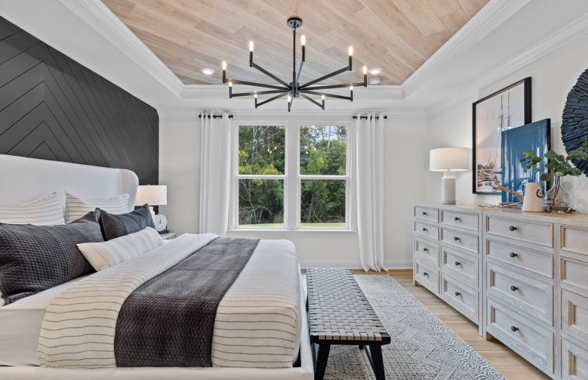 Large Owner's Bedroom