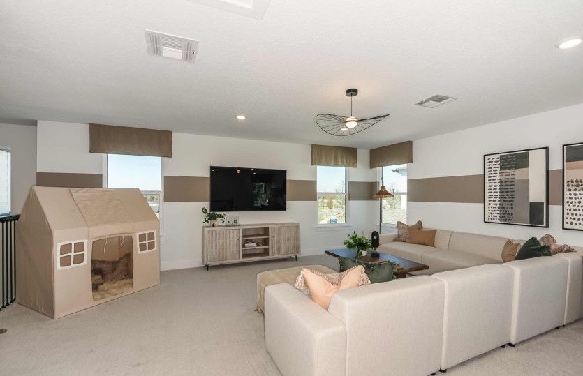 Upstairs Loft Space
