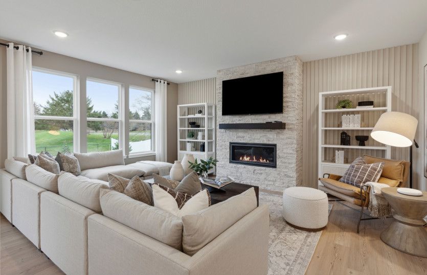 Seamless spaces that bring living, dining, and entertaining together.