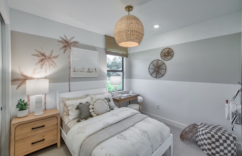 Secondary bedroom