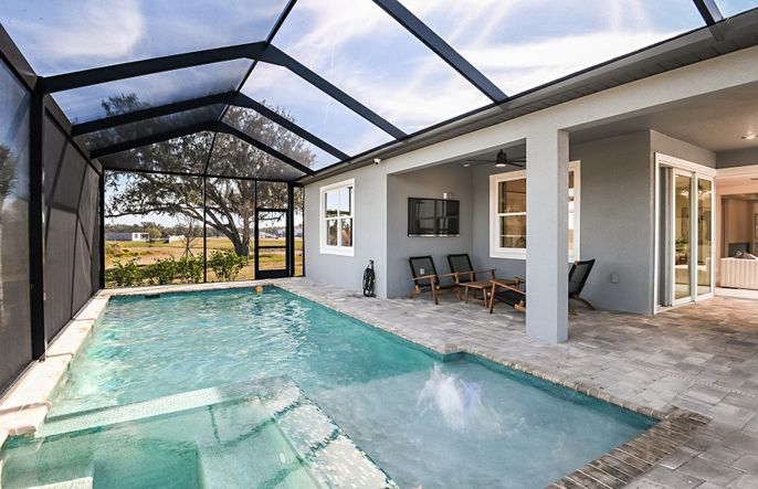 Luxurious Pool