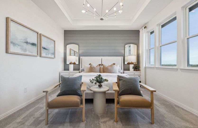 Spacious owner's suite